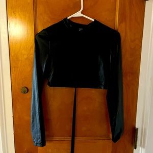 Black wrap around crop top.